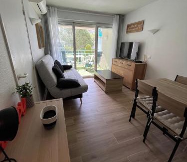 Golfe Juan Apartamento | F2 Vue mer - Piscine - Climatisation - Parking