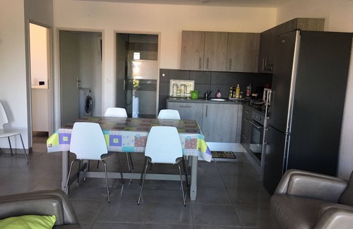 Bastelicaccia Apartamento | F3, idealmente situado entre el mar y las montañas. Cerca de Ajaccio y Porticcio