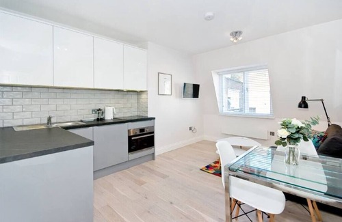 Soho Apartamento | F6 Greek Street - capacidad para 3 personas en 1 habitación