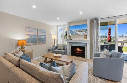 Townsite Casa | F9 - Beach Cottage Getaway