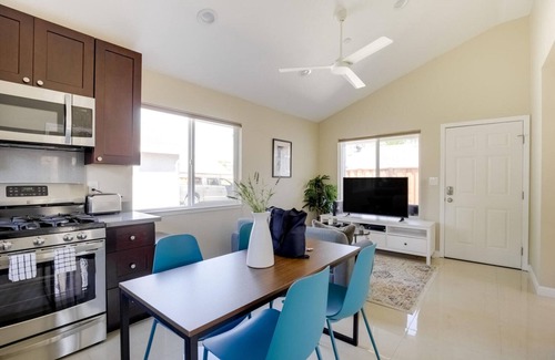 Rancho Rinconada Casa | Fab Cupertino 2BR w/ Balcony & Street Parking, nr Dining, by Blueground