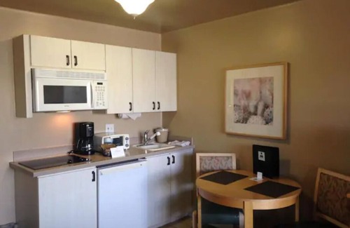 Canyon Corridor Condominio | FAB JR VILLA w/ POOL-WATERSLIDE-HOT TUB Sleeps 4