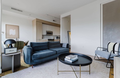 Navy Yard Apartamento | Fab Navy Yard Jr 1BR w/ Gym & W/D, near Entertainment, by Blueground