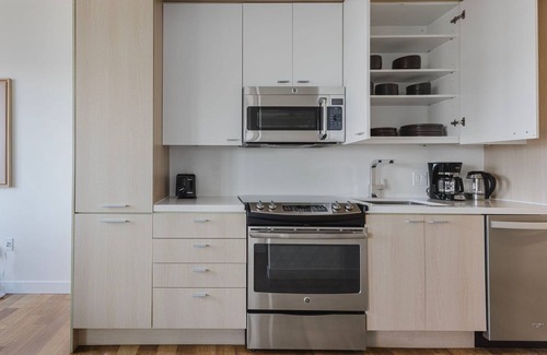 Navy Yard Apartamento | Fab Navy Yard Jr 1BR w/ Gym & W/D, near Entertainment, by Blueground