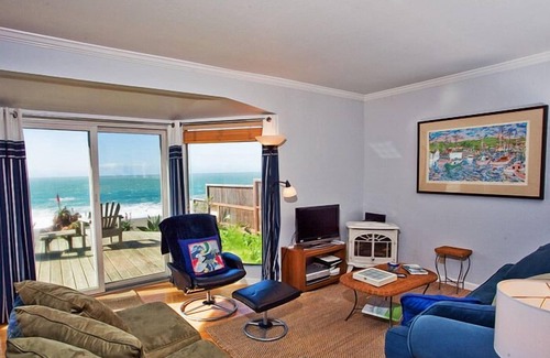 Bodega Bay Casa | Fabella - Ocean front cottage, spectacular Views, short walk to the beach.