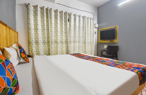 Morjim Hotel | FabEscape Morjim Garden Beach