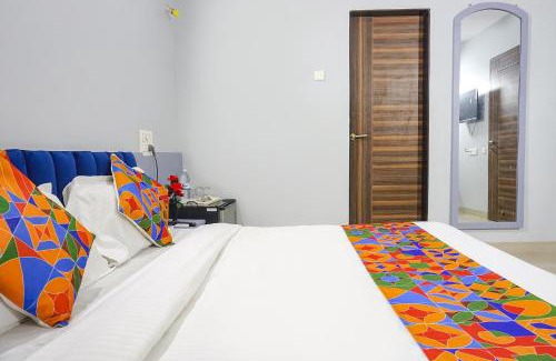 Baner Hotel | FabExpress Baner Executive - Balewadi high street