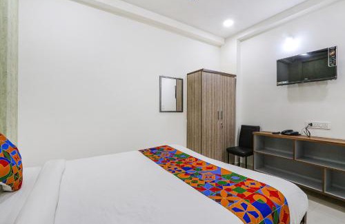 Hyderabad Hotel | FabExpress Dream Connect - Nr Narsingi