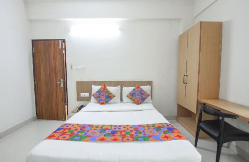 Bengaluru Hotel | FabExpress Golden Grand Inn - Global Village