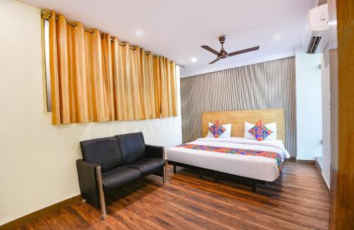 New Friends Colony Hotel | FabExpress Hari Nagar Ashram