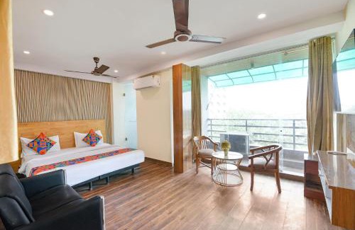 New Friends Colony Hotel | FabExpress Hari Nagar Ashram