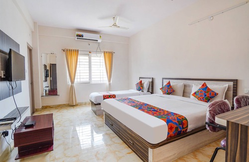 Yeshwanthpur Hotel | Fabexpress Ms Comforts