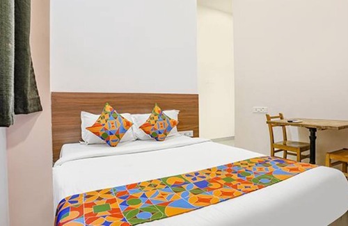 Vile Parle East Hotel | Fabexpress Nirvana Grace