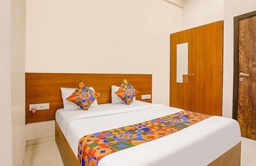 Vile Parle East Hotel | Fabexpress Nirvana Grace