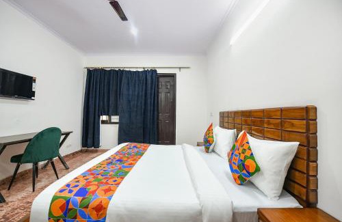 South City I Casa | FabExpress Royal Casa