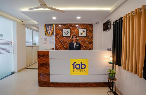 Paud Hotel | FabExpress Royal Inn NS - Taluka