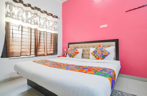 Indore Hotel | Fabexpress Royal Palace Inn