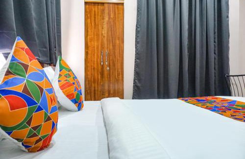Baner Hotel | FabExpress Skyline I - Nr Baner Hill
