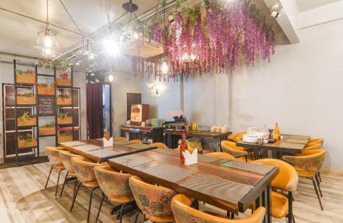 Allahabad Hotel | FabExpress Stay Inn I