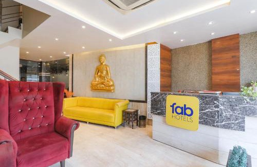 Allahabad Hotel | FabExpress Stay Inn I