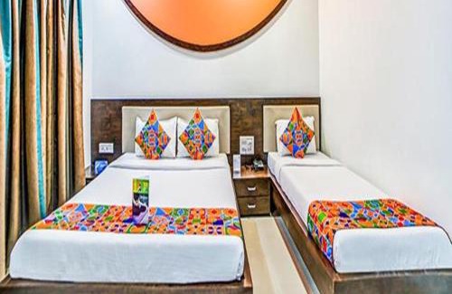 Sakinaka Hotel | FabExpress The Adore Palace - Nr Mumbai International Airport