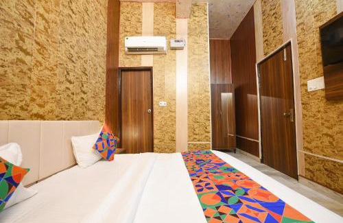 Faridabad Hotel | FabExpress The Grand Palace