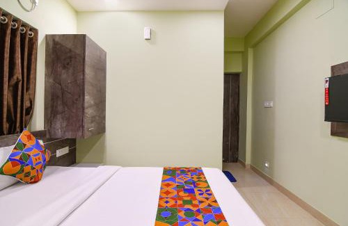 New Town Hotel | FabExpress The Sunshine Residency