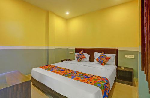 Morjim Hotel | FabHotel 29 Beach House