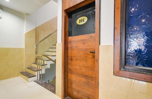 Rau Hotel | FabHotel Aashiyana