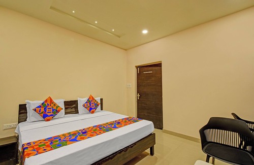 Kondapur Hotel | Fabhotel Ab7 Stays