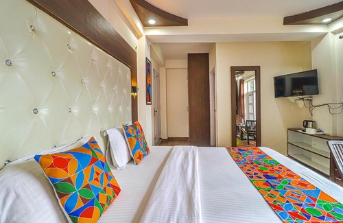 Shimla Hotel | FabHotel Alpine Hilldon