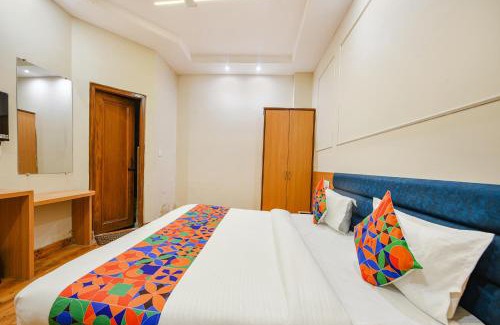 Amritsar Hotel | FabHotel Alpine Tree