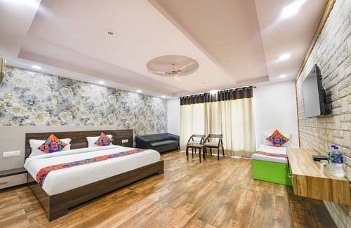 Jharsa Village Hotel | Fabhotel Angel Green Residency