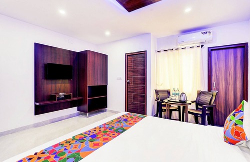 RR Nagar Hotel | Fabhotel Ar Daffodil Inn
