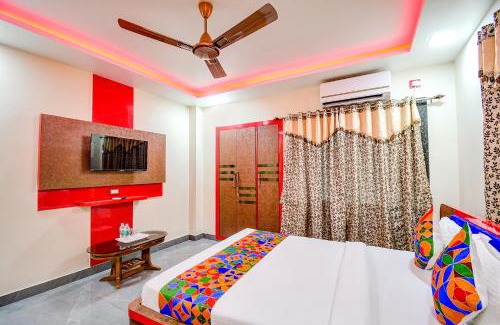 Lake Town Hotel | FabHotel Asha Inn