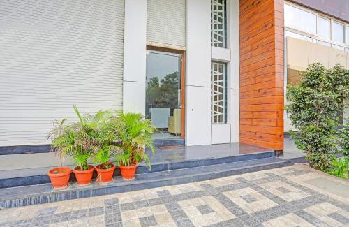 Indore Hotel | FabHotel Aura Grande