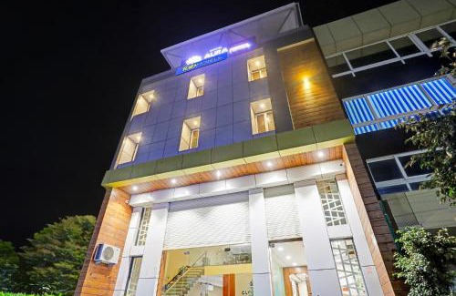 Indore Hotel | FabHotel Aura Grande