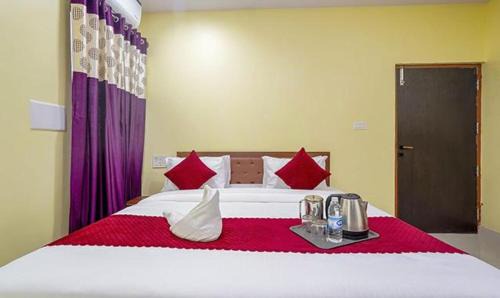 RR Nagar Hotel | FabHotel Ayodhya Comforts