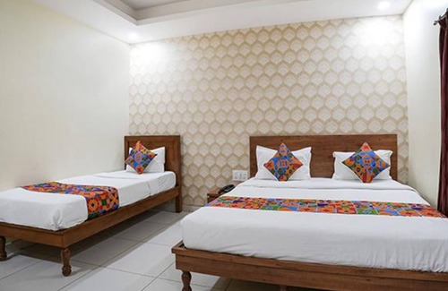 Nagarbhavi Hotel | Fabhotel Champion Grand