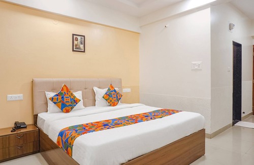 Pune Hotel | FabHotel Embassy