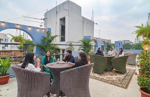 Lakdi Ka Pul Hotel | FabHotel Fortune Grand - Nr Lakdikapul Metro Station