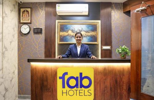 Wellington Pier Hotel | FabHotel Gateway