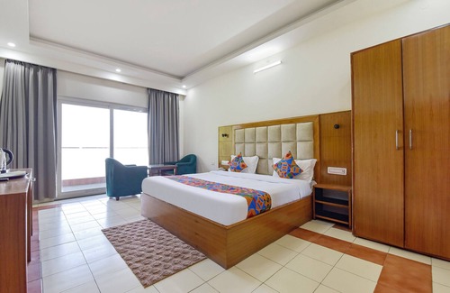 Kempty Range Hotel | Fabhotel Green Acres