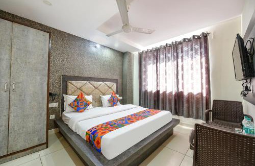 Kishangarh Hotel | FabHotel Green Valley