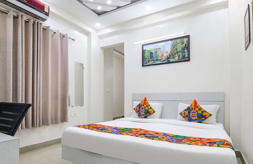 Sector 70 Hotel | Fabhotel Indigo