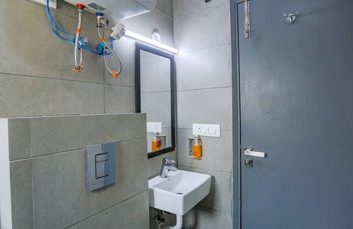 Delhi Hotel | Fabexpress Indraprastha