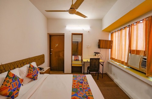 Gopalbari Hotel | Fabhotel Jaipur Emerald