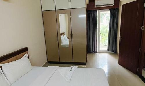 Kaloor Apartamento | FabHotel JK Grand