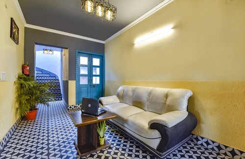 Dehradun Hotel | Fabhotel Kk Residency