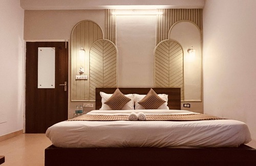 Durgapura Hotel | Fabhotel Majestic Heights